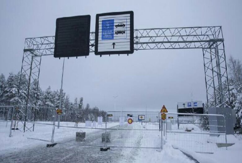 Finnish government border