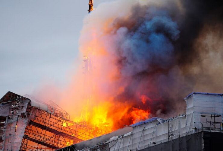 Fire engulfs Denmark's historic old stock exchange