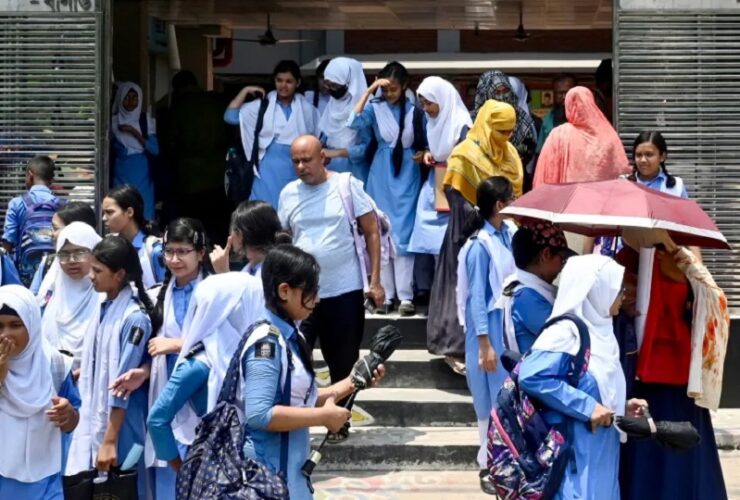 Bangladesh schools reopen