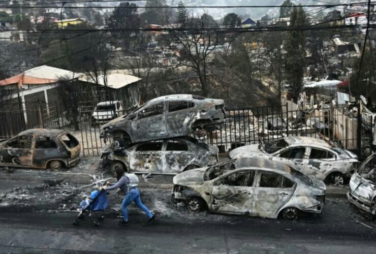 Chilean firefighter and forestry officials arrested