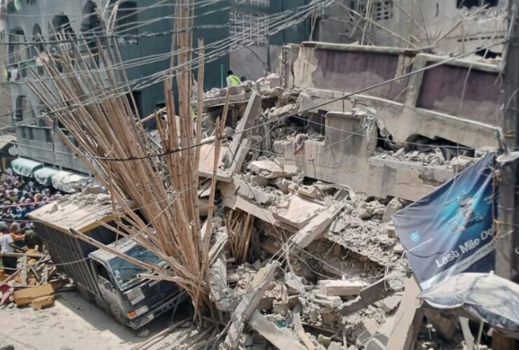 4-storey building collapses Lagos