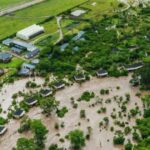 Tourists Floods Kenya