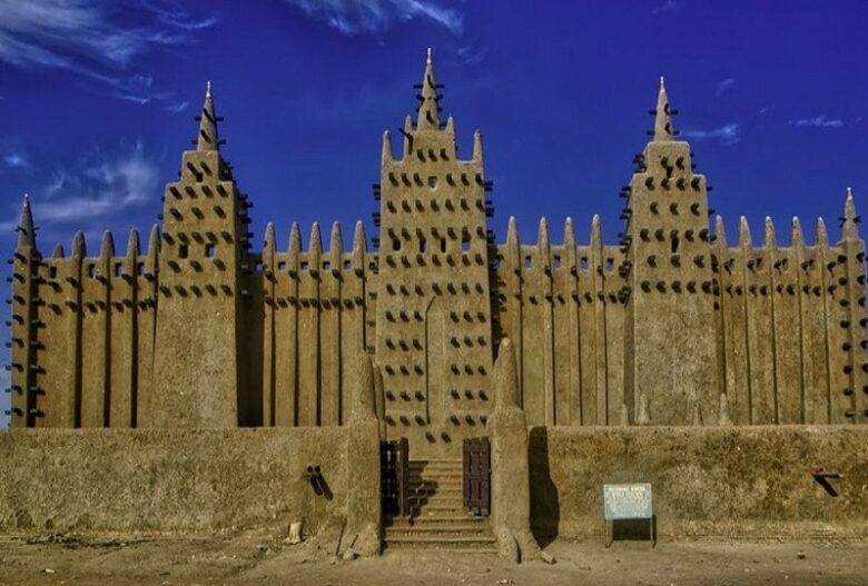 Why is the Great Mosque of Djenné in Mali important