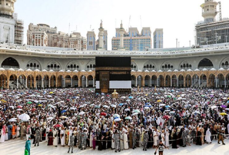 Egypt revokes licenses of 16 tourism companies over Mecca pilgrim deaths