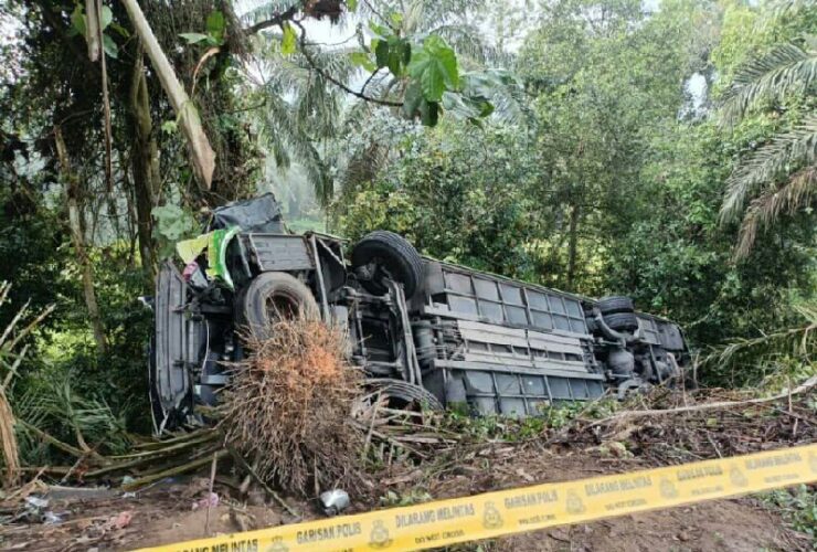 Bus lorry Malaysia