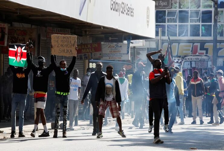 Kenyan police disperse protesters with tear gas as nationwide tax hike demonstrations resume