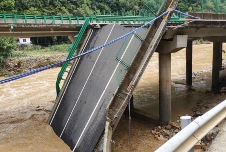 Torrential rains China