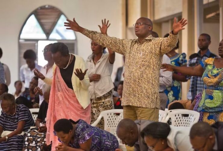 Rwanda closes 185 churches for risking worshippers' lives