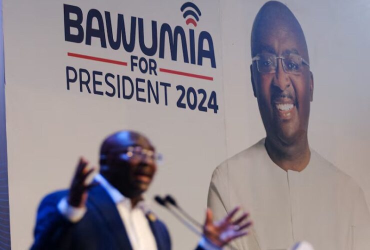 Ghana approves 13 candidates including Bawumia and Mahama for 2024 presidential election