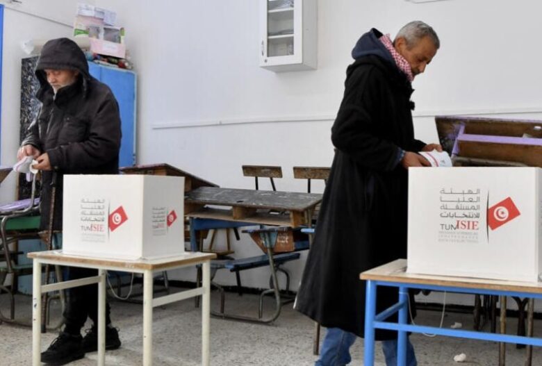 Tunisia's electoral board clears three presidential candidates